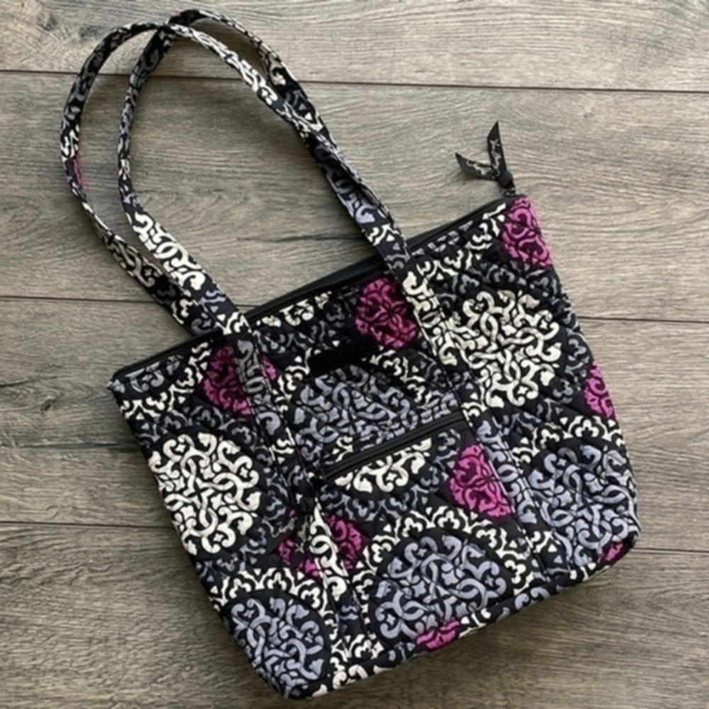 Vera Bradley bag handbag medallion fuchsia black gray